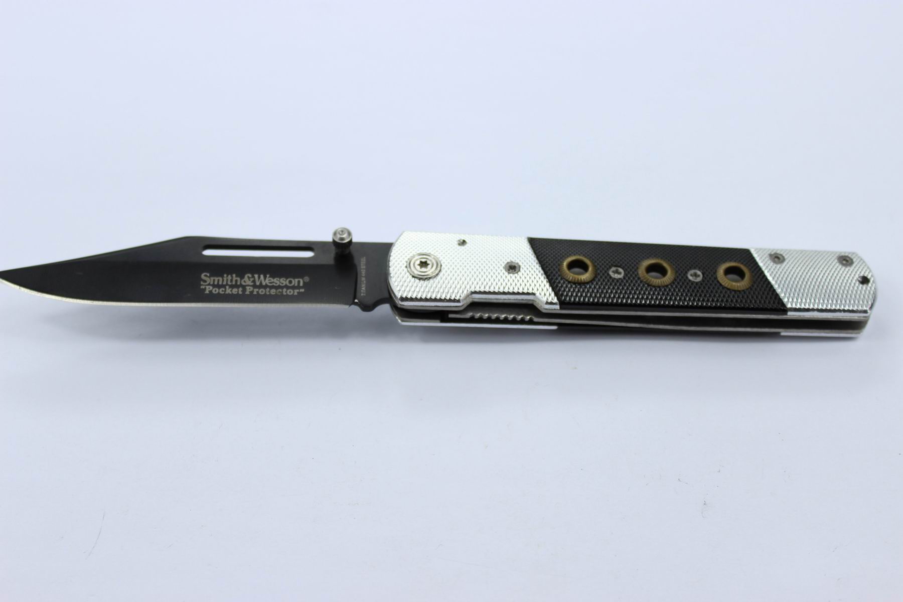 SP1023